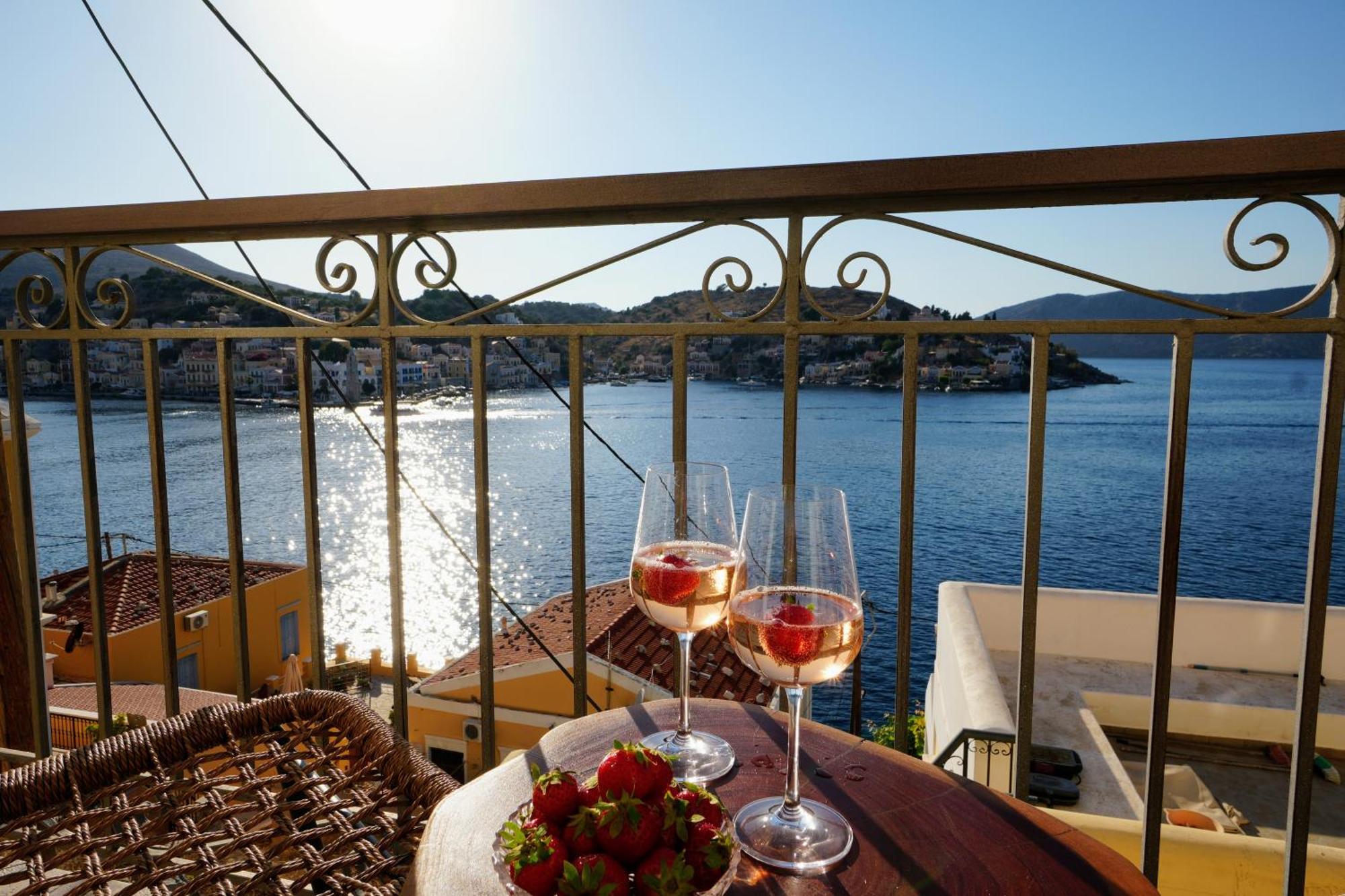 Bella Vista * Symi